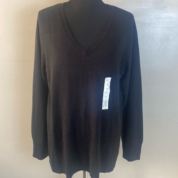 Croft & Barrow Black V-Neck Lightweight Sweater Sz XL NWT - Picture 1 of 6